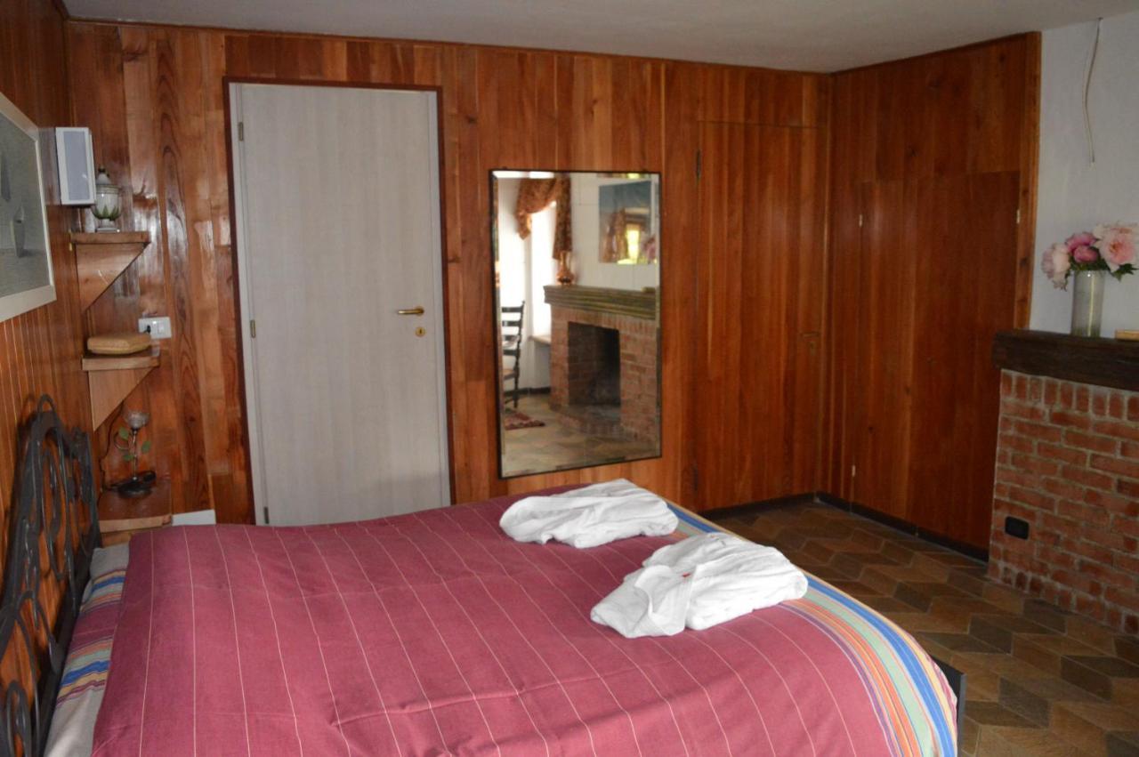 Bed and Breakfast L'uovo e la faina Busca Esterno foto