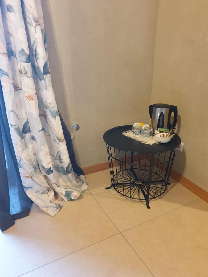 Bed and Breakfast L'uovo e la faina Busca Esterno foto